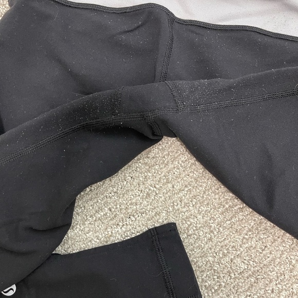 3/$20 Lululemon crop black legging - Picture 4 of 7